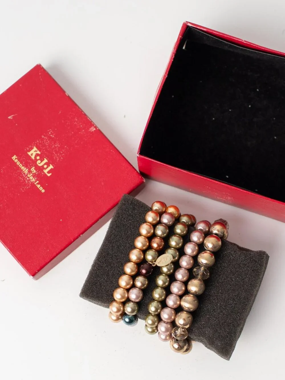Vintage Kenneth Jay Lane Faux Pearl Lot of 5 Bracelets - Picture 1 of 3